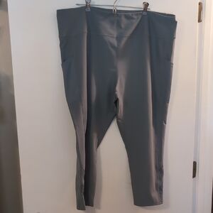 Mondetta Sage Green Leggings With Pockets